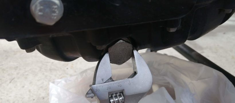 F650GS ドレンボルト