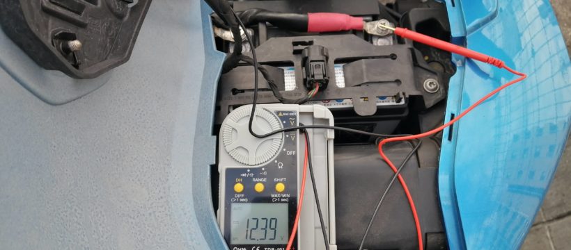 F650GSのバッテリー電圧を計測